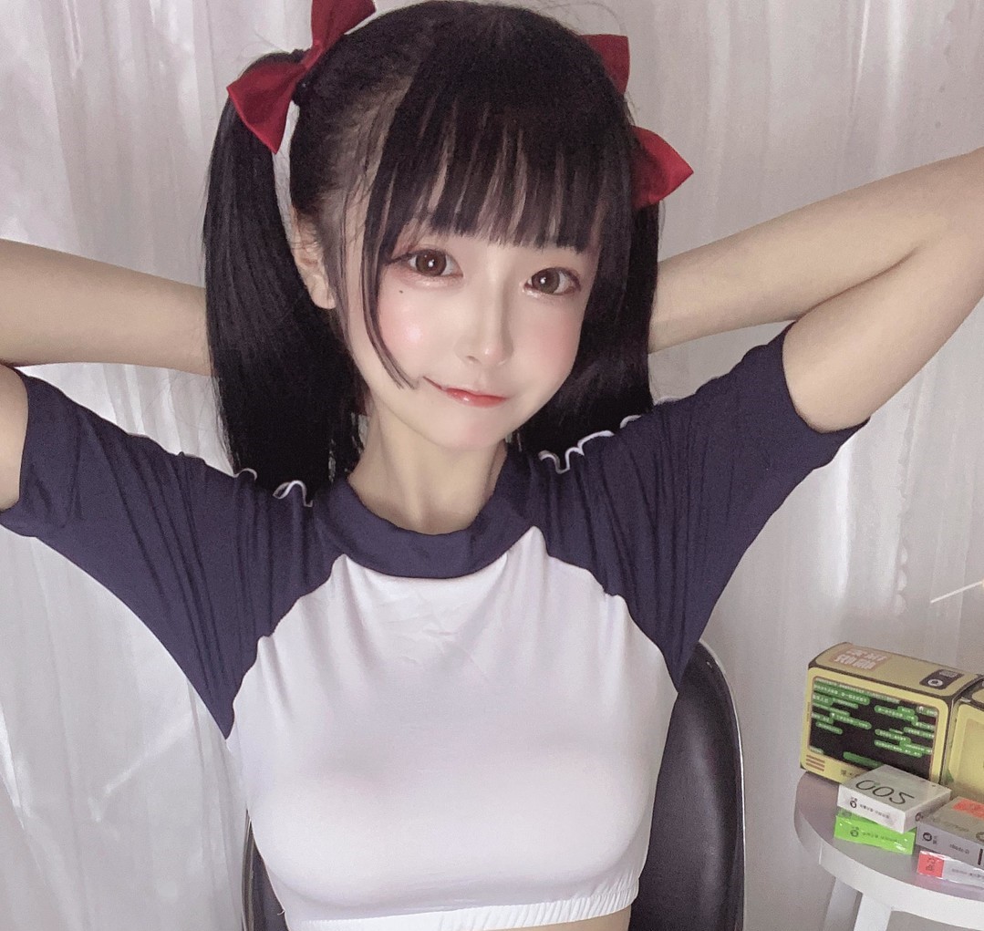 佳佳好难啊 私拍作品合集精选完整版持续更新 8期 2.95G